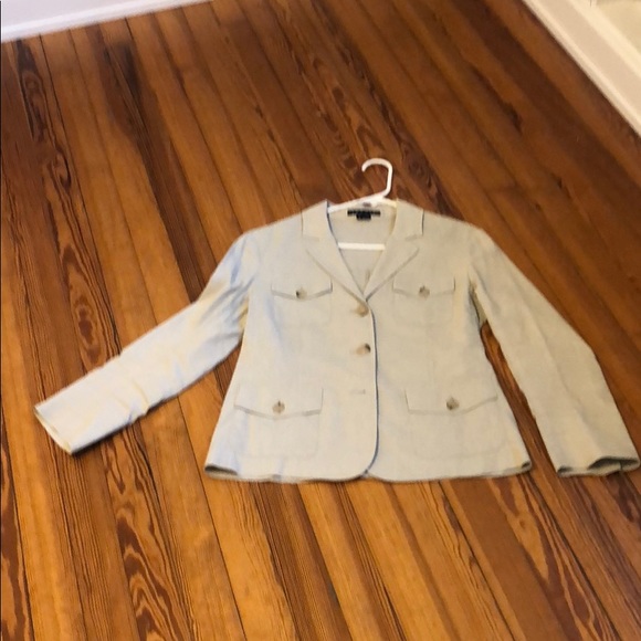 Theory Safari Blazer size 8. - Picture 4 of 8